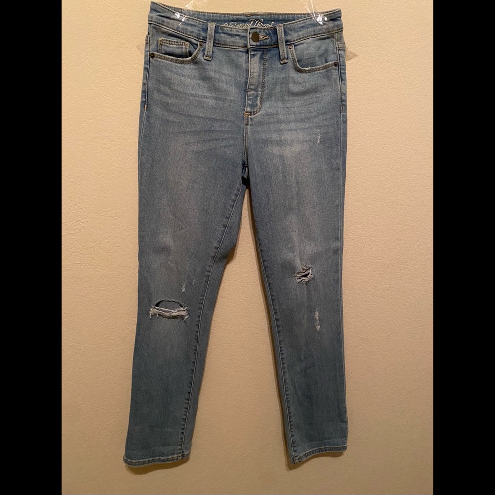 Universal thread mom jeans